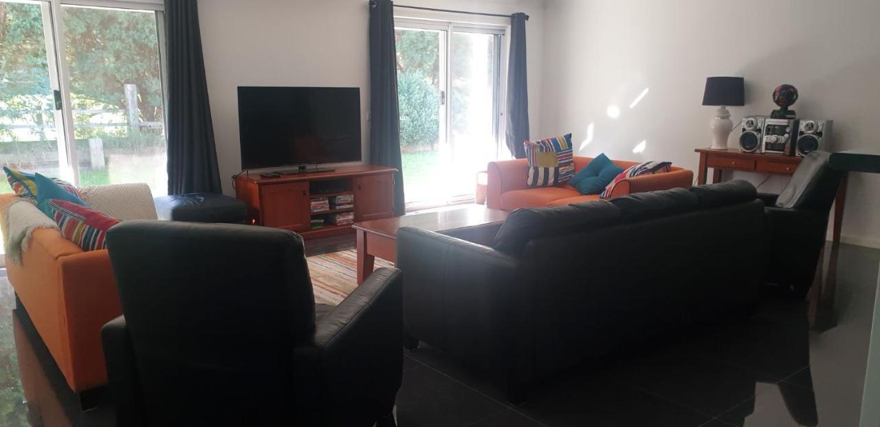 Dixiglen Farm Bed & Breakfast Dixons Creek ภายนอก รูปภาพ