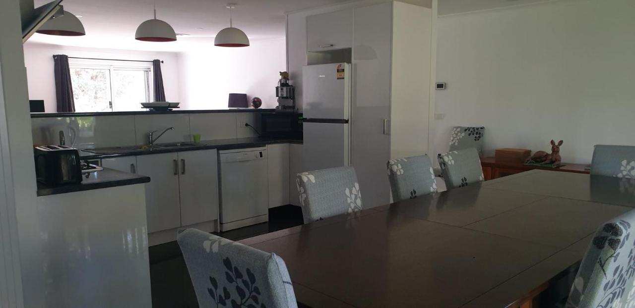 Dixiglen Farm Bed & Breakfast Dixons Creek ภายนอก รูปภาพ